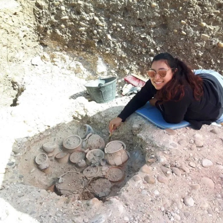 student archaeology
